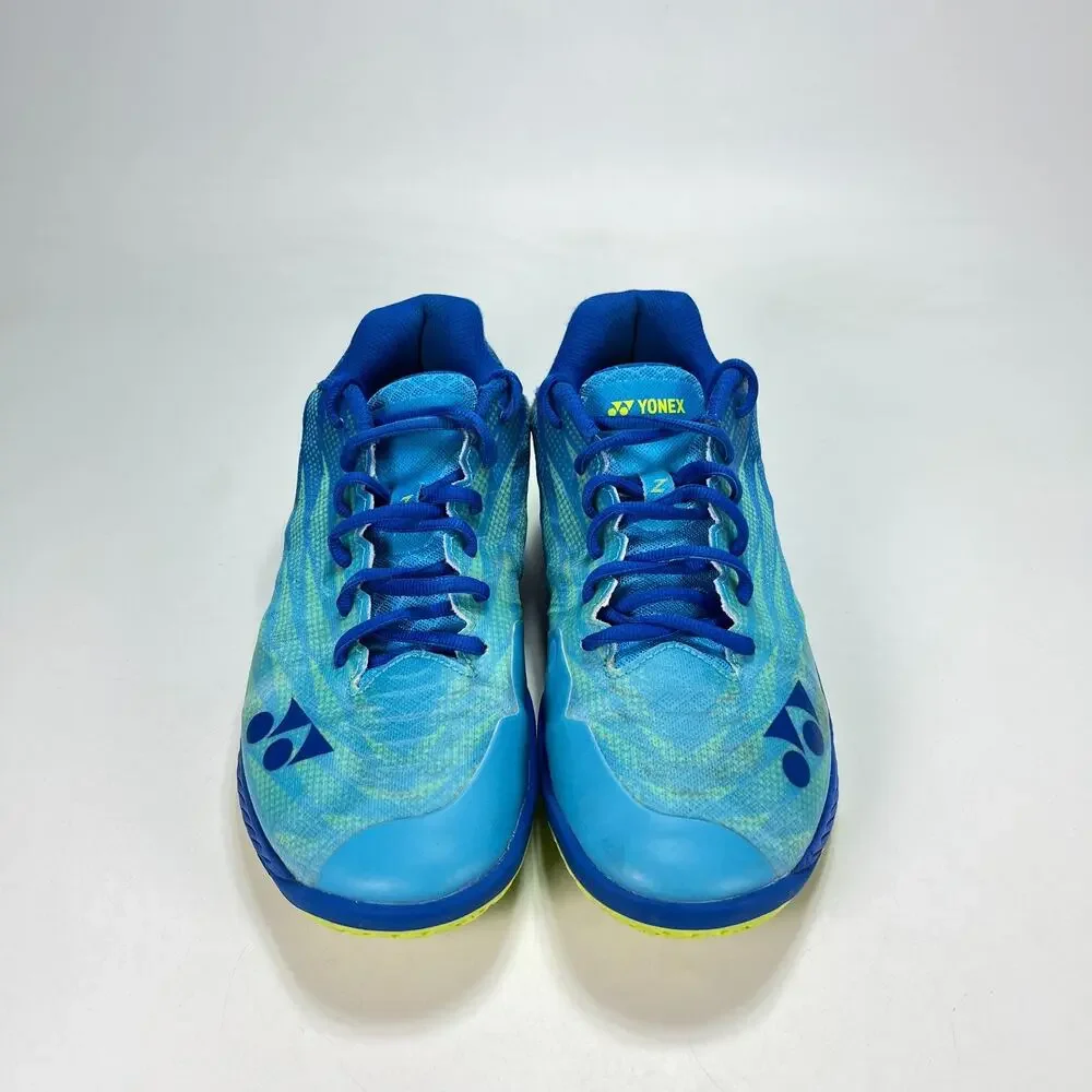 Yonex power cushion